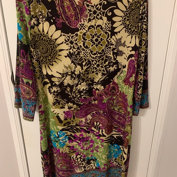 Ice Red and Blue Sheath Dress V-neck 3/4 Sleeve - Picture 3 of 9